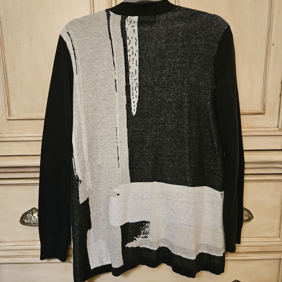 Cardigan - Picture 3 of 3